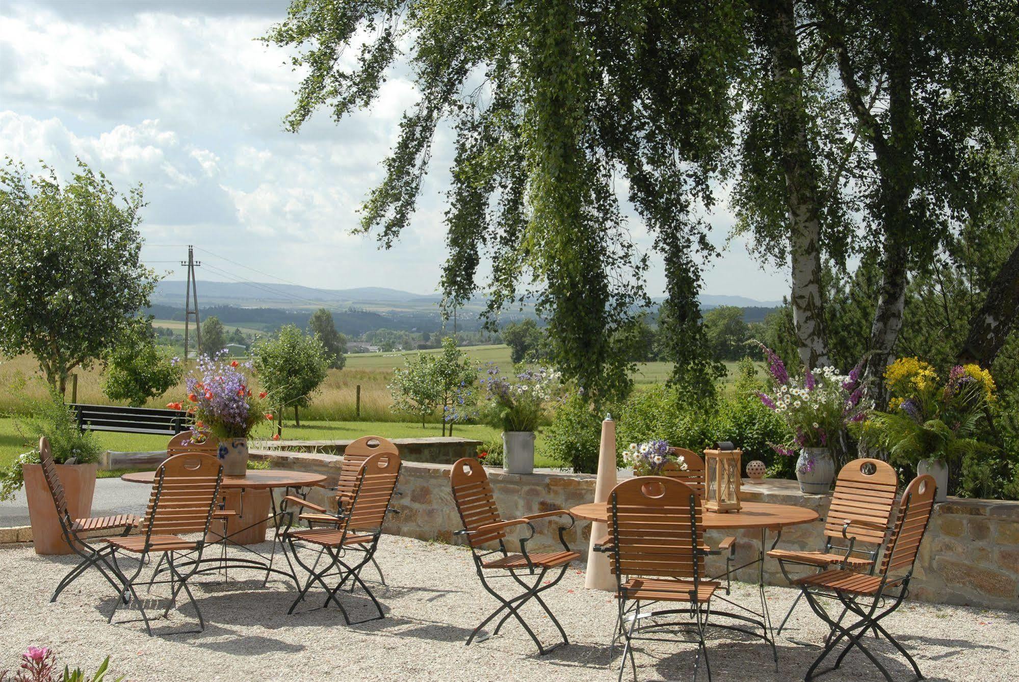 Landidyll Hotel Restaurant Birkenhof Klosterkumbd Екстериор снимка