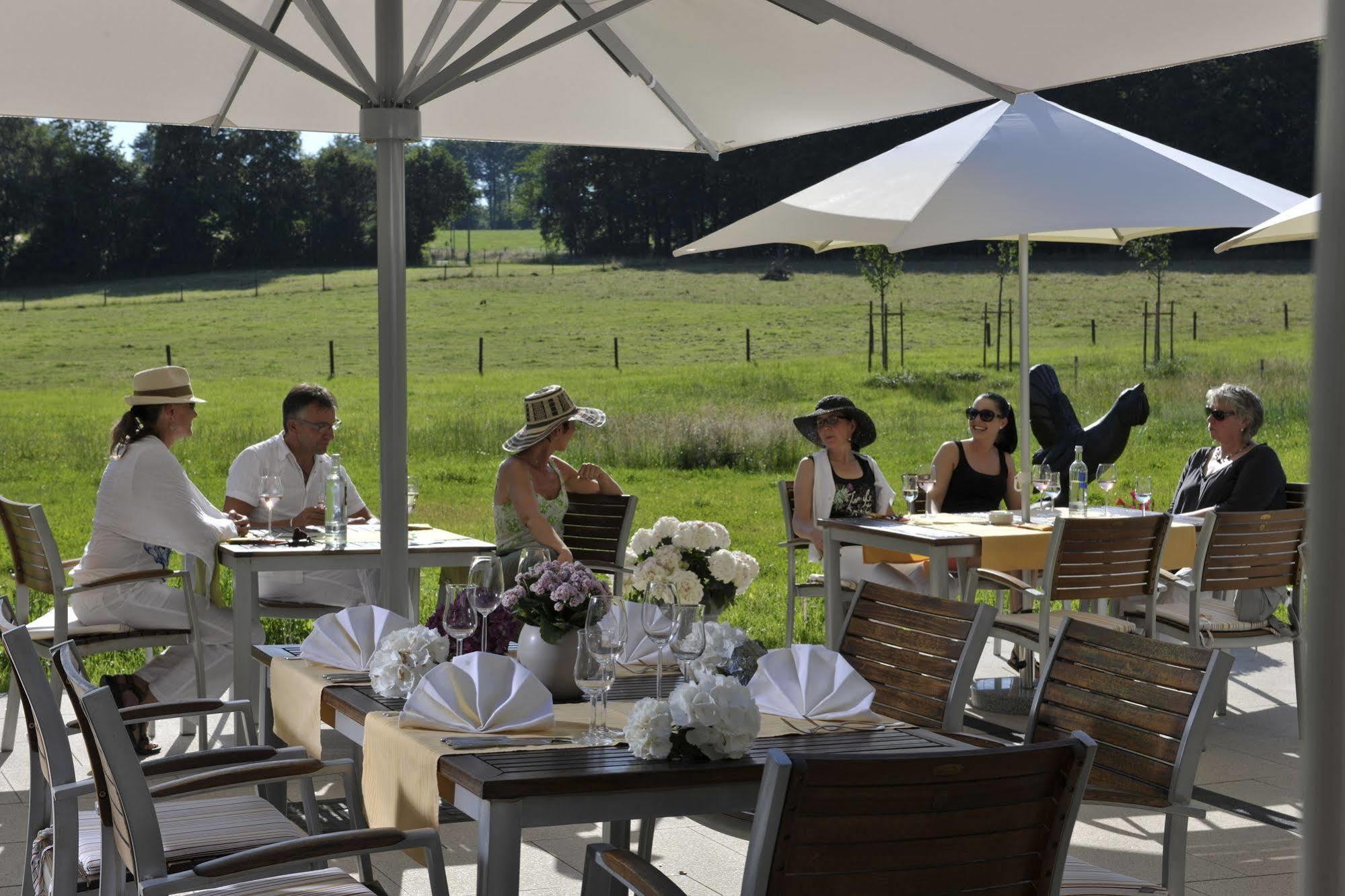 Landidyll Hotel Restaurant Birkenhof Klosterkumbd Екстериор снимка
